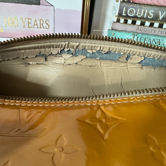 Louis Vuitton Monogram Yellow Vernis Bedford Barrel Bag - Picture 11 of 13